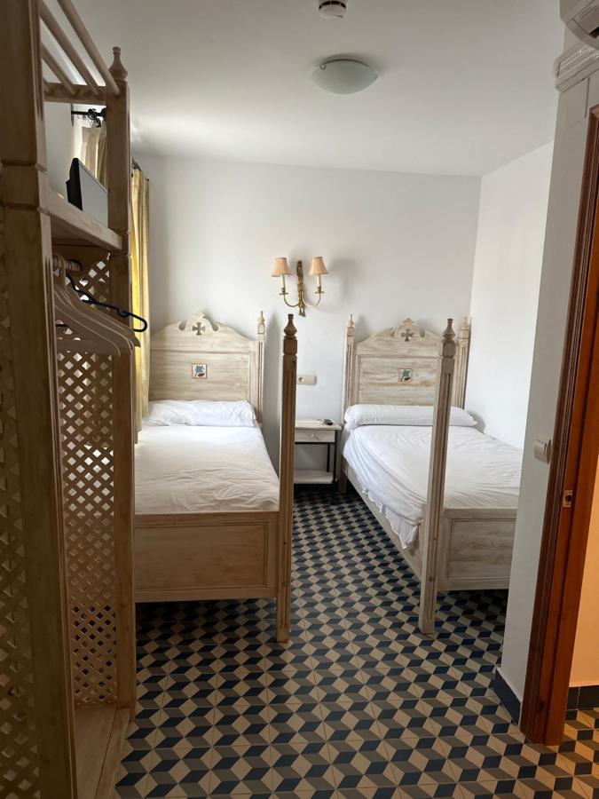 Hostal Moon Tolox Zewnętrze zdjęcie