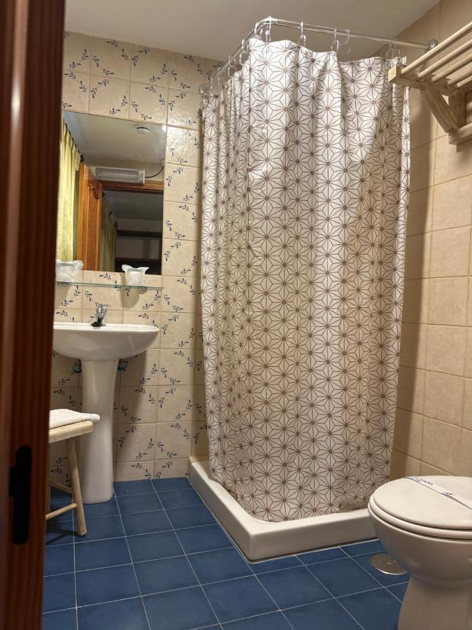 Hostal Moon Tolox Zewnętrze zdjęcie